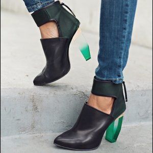 MIISTA Debora Green Lucite Heel Booties